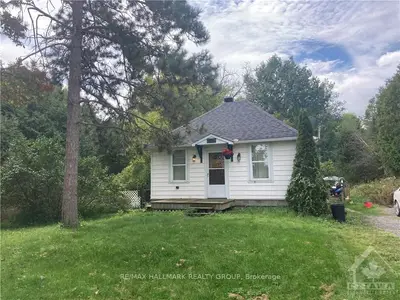 2318 RIVER Road, Manotick - Kars - Rideau Twp and Area, ON K4M 1B4
