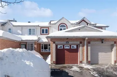 91 COLLEGE Circle, Overbrook - Castleheights and Area, ON K1K 4R8