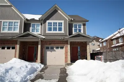 313 WOOD ACRES Grove, Blossom Park - Airport and Area, ON K1T 0A5