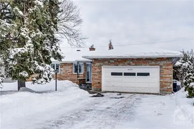 455 CRESTVIEW Road, Alta Vista and Area, ON K1H 5G7