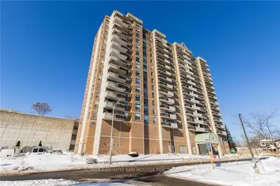 200 LAFONTAINE Avenue 710, Vanier and Kingsview Park, ON K1L 8K8