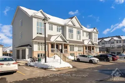 308 GALSTON, Orleans - Convent Glen and Area, ON K1W 0G3