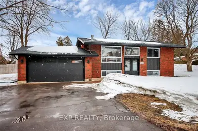 5266 HILLCREST Drive, Manotick - Kars - Rideau Twp and Area, ON K4M 1E9