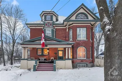 86 KING Street, North Dundas, ON K0C 1H0