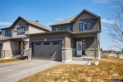 100 HICKSTEAD Way, Stittsville - Munster - Richmond, ON K2S 0Z4