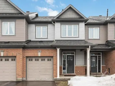 689 DECOEUR Drive, Orleans - Cumberland and Area, ON K4A 3W4