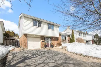 1845 ARIZONA Avenue, Alta Vista and Area, ON K1H 6Z5