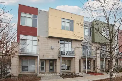 63E YOUNG Street, Dows Lake - Civic Hospital and Area, ON K1S 5G5