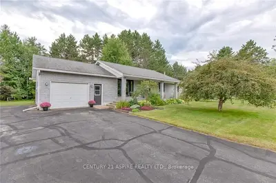 48 JAMIE Crescent, Petawawa, ON K8H 3N2