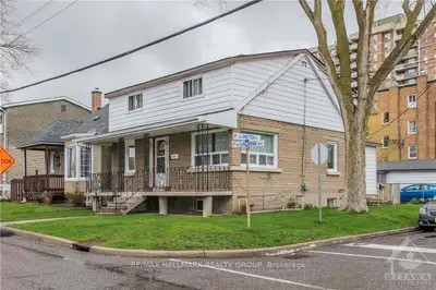 299 LACASSE Avenue, Vanier and Kingsview Park, ON K1L 7A4