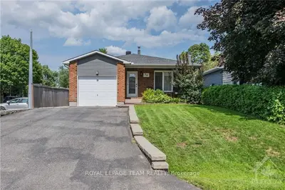 70 KING Street, Stittsville - Munster - Richmond, ON K0A 2Z0