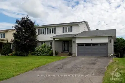 7 LOISELLE Street, Russell, ON K0A 1W1