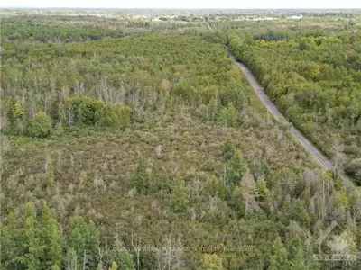 01 STONE SCHOOL Road, Greely - Metcalfe - Osgoode - Vernon and Area, ON K0A 0A0
