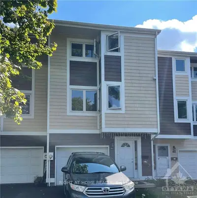 322 STOWE Court, Kanata, ON K2K 1Z6