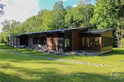1635 COUNTY ROAD 42 Road, Rideau Lakes, ON K0E 1G0