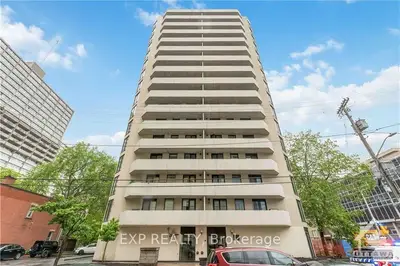 200 BAY Street 1103, Ottawa Centre, ON K1R 7W8