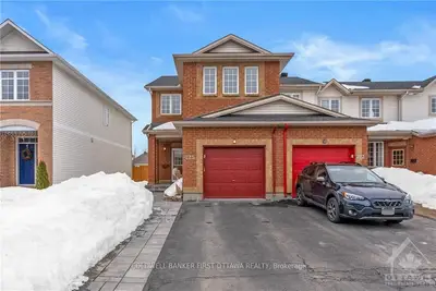 225 DUNTROON Circle, Hunt Club - South Keys and Area, ON K1T 4C9
