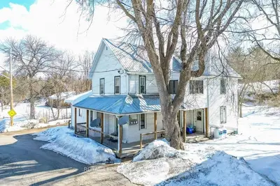 24 LAKE Street, Killaloe, Hagarty and Richards, ON K0J 2A0