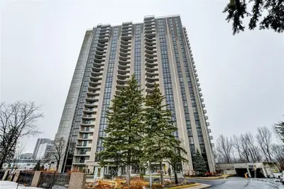 1025 RICHMOND Road 402, Woodroffe, ON K2B 8G8