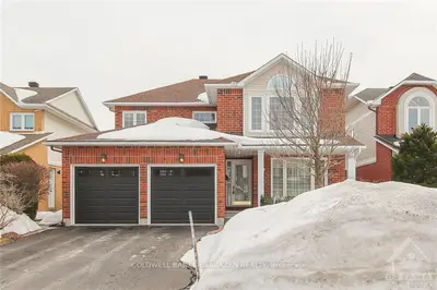 3030 SABLE RIDGE Drive, Blossom Park - Airport and Area, ON K1T 3R9