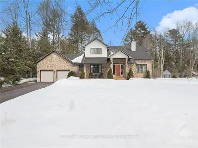 3595 DELSON Drive, Orleans - Cumberland and Area, ON K4B 1K6