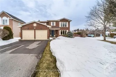 1849 THORNECREST Street, Orleans - Convent Glen and Area, ON K1C 6L1
