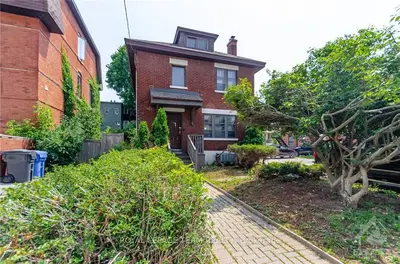 322 Waverley Street, Ottawa Centre, ON K2P 0W3