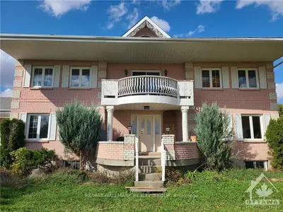 9903 MARIONVILLE Road, Russell, ON K1R 1E5