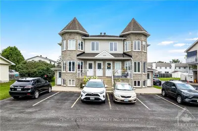 979 NOTRE DAME Street 3, Russell, ON K0A 1W0