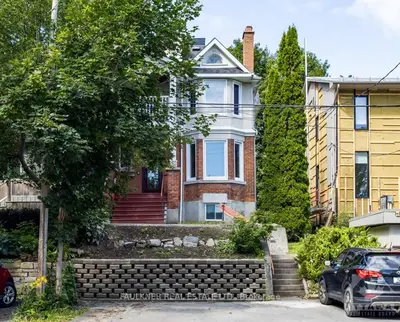 262 LORETTA Avenue S, Dows Lake - Civic Hospital and Area, ON K1S 4R1