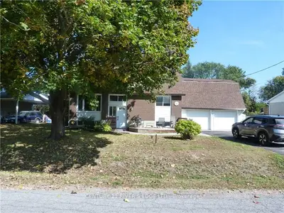 98 FOWLER Street, Stittsville - Munster - Richmond, ON K0A 2Z0