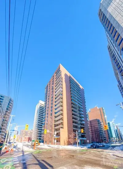475 Laurier Avenue W 807, Ottawa Centre, On K1r 7x1