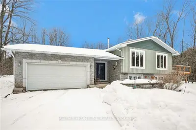 325 FAGAN LAKE Road, Tay Valley, ON K0H 2B0