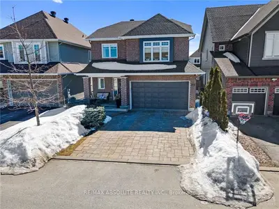 702 WRANGLER Circle, Stittsville - Munster - Richmond, ON K2S 0R2