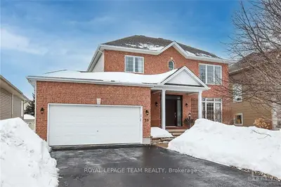 59 SHINING STAR Circle, Stittsville - Munster - Richmond, ON K2S 2B4