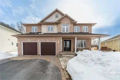 44 SIROCCO Crescent, Stittsville - Munster - Richmond, ON K2S 2C8