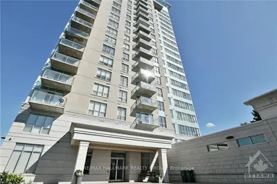 90 LANDRY Street 1404, Vanier and Kingsview Park, ON K1L 0A9