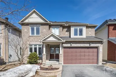 2213 Sandman Crescent, Orleans - Cumberland And Area, On K4a 4v6