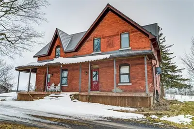 201 HUGHSON Place, Orleans - Cumberland and Area, ON K0A 3H0