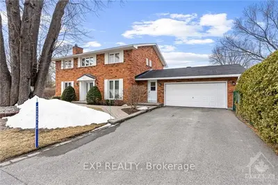 2481 REGINA Street, Britannia - Lincoln Heights and Area, ON K2B 6X3