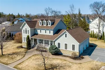 1 CYPRESS Gardens, Stittsville - Munster - Richmond, ON K2S 1W5