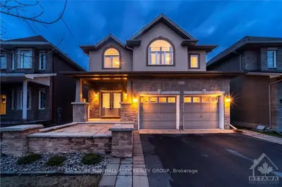 215 MADHU Crescent, Mooneys Bay - Carleton Heights and Area, ON K2C 4J2