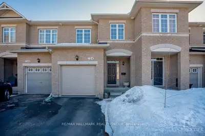 724 Nakina Way, Blossom Park - Airport And Area, On K1v 2h9