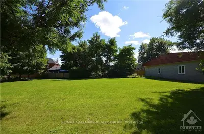 212 MAIN Street W, Merrickville-Wolford, ON K0G 1N0