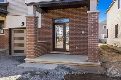 271 BILLRIAN Crescent, Stittsville - Munster - Richmond, ON K2H 6X2