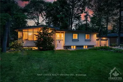 53 East Adams Street, Tanglewood - Grenfell Glen - Pineglen, On K2g 0j1