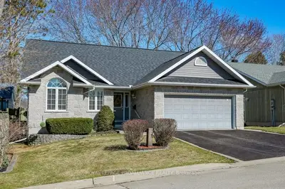 1 Shelby Lane, Brockville, On K6v 7l8