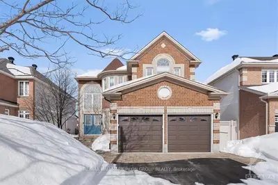 2277 MONDAVI Street, Orleans - Cumberland and Area, ON K4A 4S5
