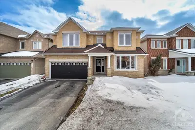 325 FAIRLAKES Way, Orleans - Cumberland and Area, ON K4A 0K8