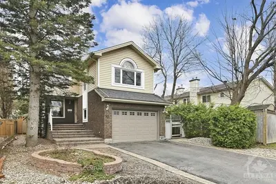93 HUNTERSFIELD Drive, Hunt Club - South Keys and Area, ON K1T 3L6
